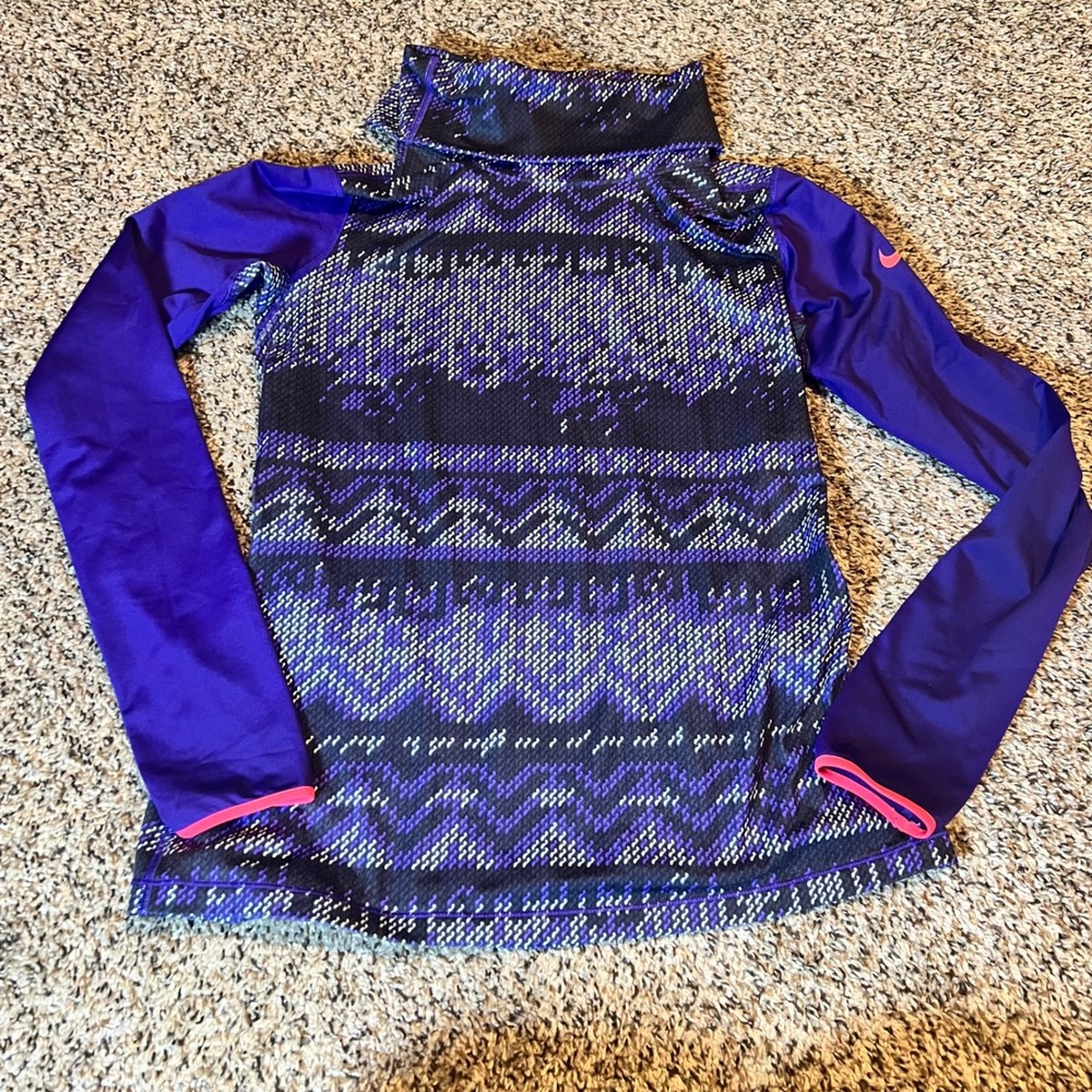 Nike Women's Purple Geometric Print Cowl Neck Long Sleeve Athletic Top Size‎ L